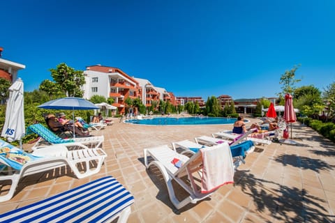 Pool view, Swimming pool