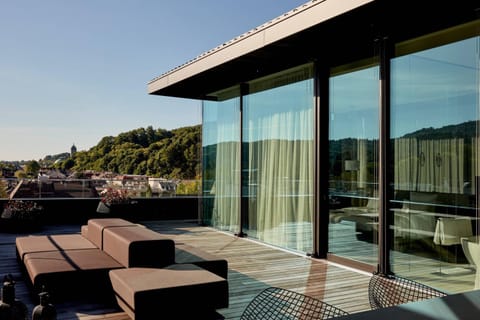 Natural landscape, View (from property/room), Balcony/Terrace, Photo of the whole room, Seating area, Mountain view