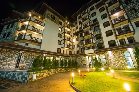 Rhodopi Home Hotel Chepelare - Half Board & Wellness Hotel in Plovdiv Province