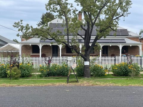 A Homestead on Market House in Mudgee