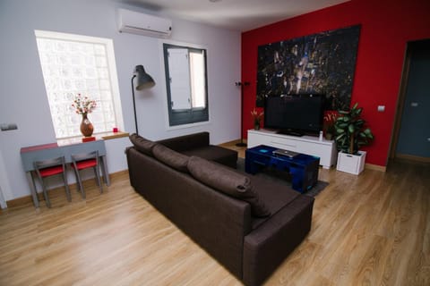 TV and multimedia, Living room, Seating area