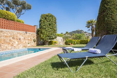 2MG - Blanes Villa in Blanes