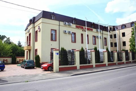 Property building, Facade/entrance, Other, Decorative detail