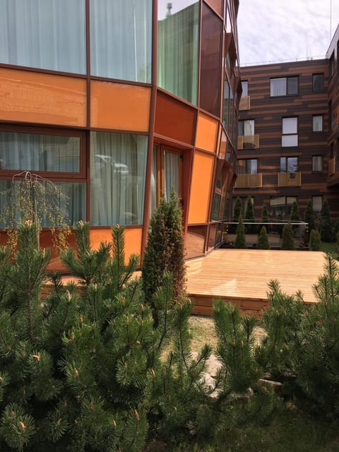 Property building, Facade/entrance
