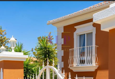 4 bed 4 bathroom villa Quinta da Boavista Villa in Lagos