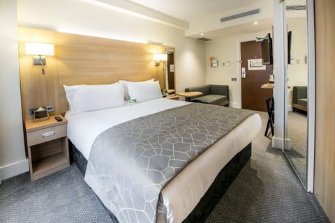 Holiday Inn London Kensington High St., an IHG Hotel Hotel in City of Westminster