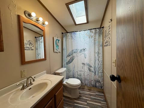 Island Club #6 House in South Bass Island