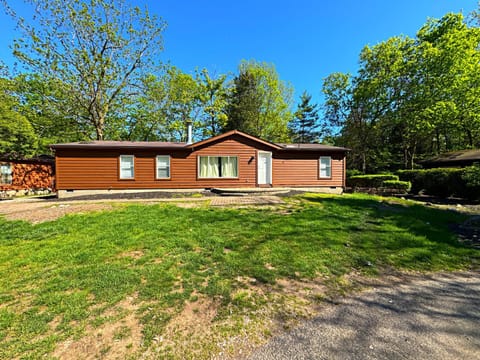 Island Club #110 House in South Bass Island