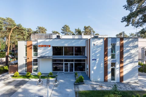 Property building, Facade/entrance