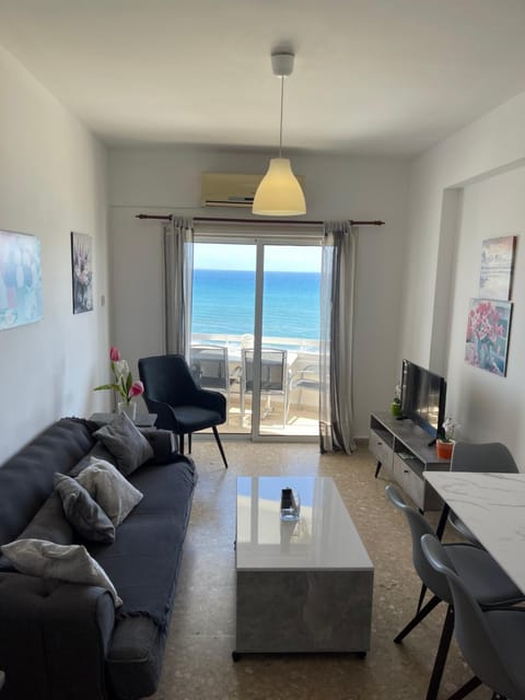 Living room, Seating area, Sea view