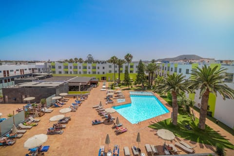 Bird's eye view, Swimming pool