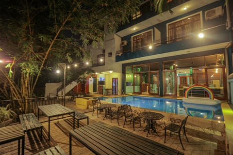 Woodnest Summerside Hotel in Negombo