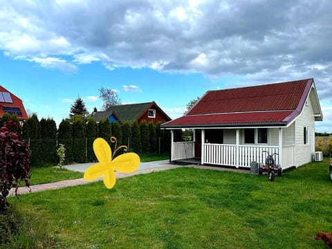 Property building, Spring, Day, Garden, Garden view