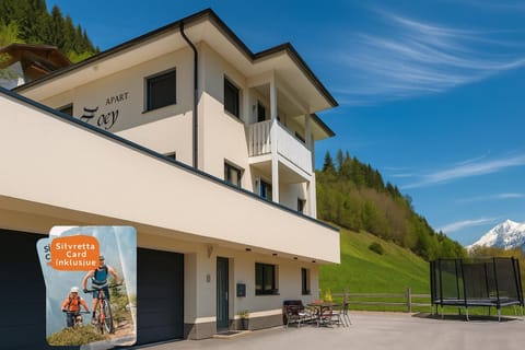 Property building, Spring, Natural landscape, Summer, View (from property/room), Mountain view, Mountain view, Location, Parking