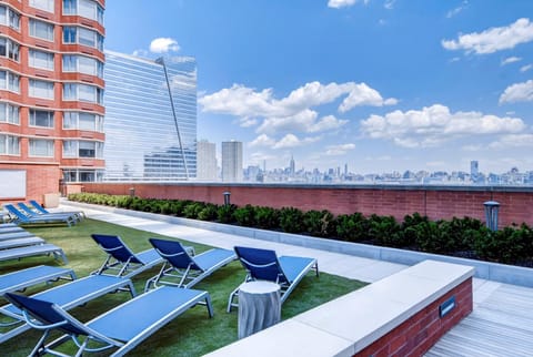 Global Luxury Suites at Newport Condo in Jersey City