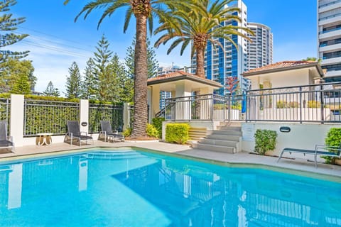 Island Beach Resort Apartment hotel in Gold Coast