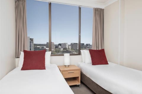 BreakFree Capital Tower Apartments Aparthotel in Canberra