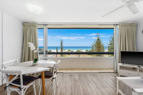 Balcony/Terrace, Living room, Dining area, Sea view