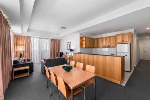 Franklin Apartments Aparthotel in Adelaide