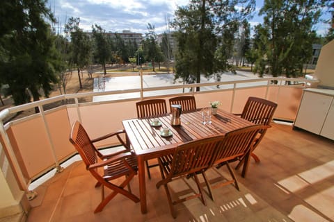 Facade/entrance, View (from property/room), Balcony/Terrace, Other, City view