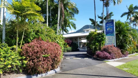 Property building, Street view