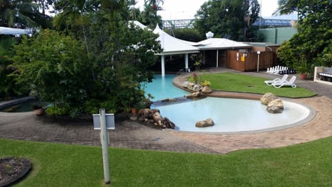 Pool view, Swimming pool, sunbed