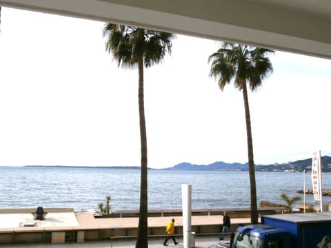 Iberia Beach Front Sea Apartment in Antibes