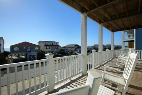 Belle Moor House in Holden Beach