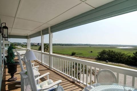 Fiddler's Green II House in Holden Beach