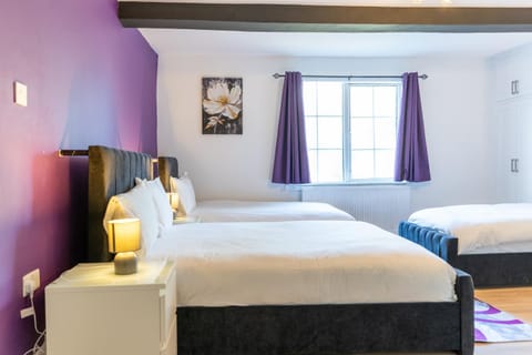 Bed, Bedroom, wardrobe