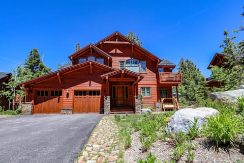Gray Stone 2088 Holiday home House in Mammoth Lakes