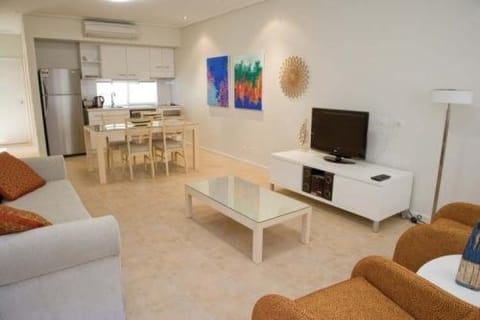 Broadwater Mariner Resort Apartment hotel in Geraldton