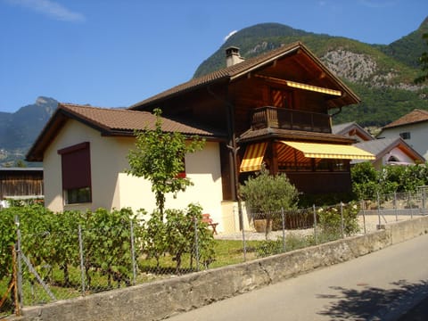 BnB Le Relais du Château Chambre d’hôte in Ollon