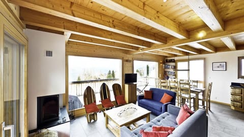 Ann LANDSCAPED & LUXE chalet 8 pers by Alpvision Résidences Chalet in Riddes