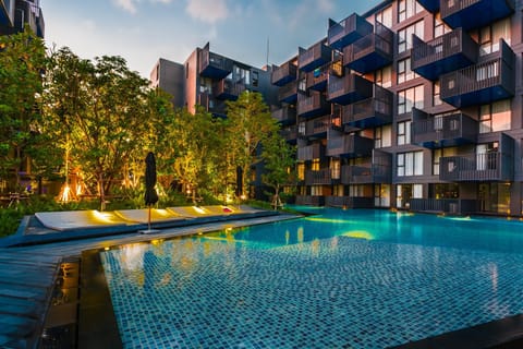 The Deck Condominium by Lofty Condominio in Patong