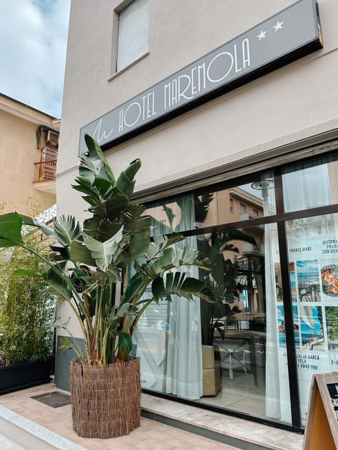 Property building, Day