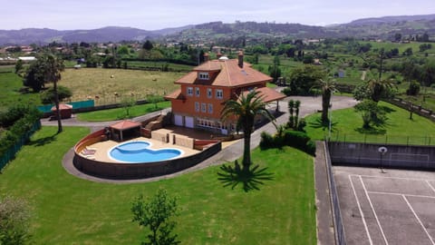 Facade/entrance, Off site, Garden, Tennis court, Swimming pool