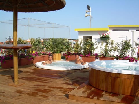 Residence Veliero Apartment hotel in Bellaria - Igea Marina