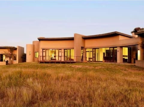Legend Simba Safari - Legend Golf Safari Resort Resort in South Africa