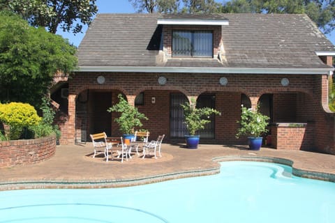 Patio, Activities, BBQ facilities, Pool view, Swimming pool, Swimming pool