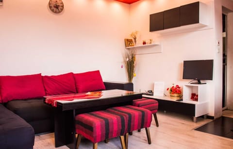 Red House Apartment in Veliko Tarnovo