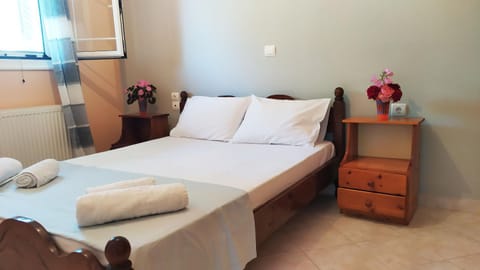 Paraskevi Apartments Condo in Lefkada