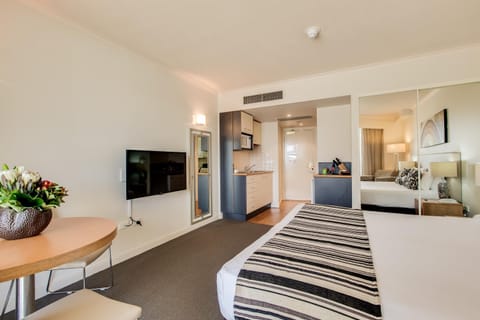Central Cosmo Apartment Hotel Flat hotel in Brisbane