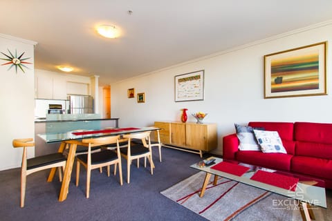 Exclusive Stays - Sentinel Condo in Southbank