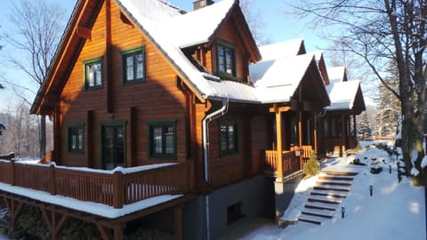 Facade/entrance, Winter, Floor plan