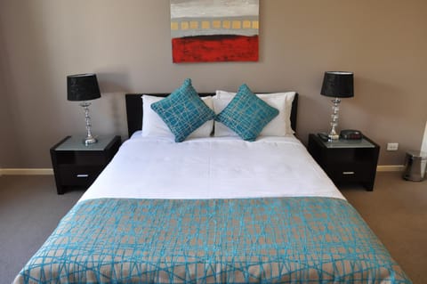 RNR Serviced Apartments Adelaide - Sturt St Condo in Adelaide