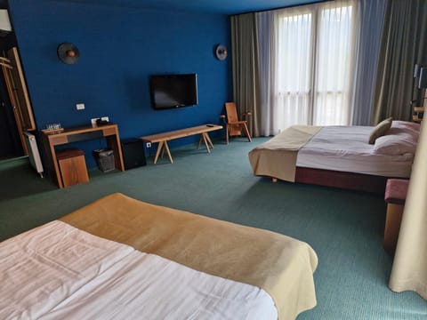 TV and multimedia, Bedroom