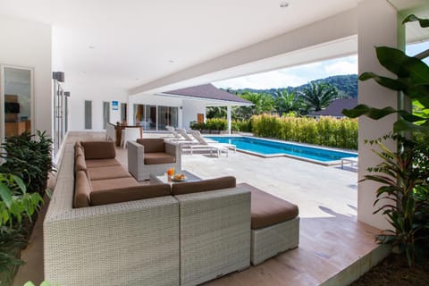 Garden view, Pool view