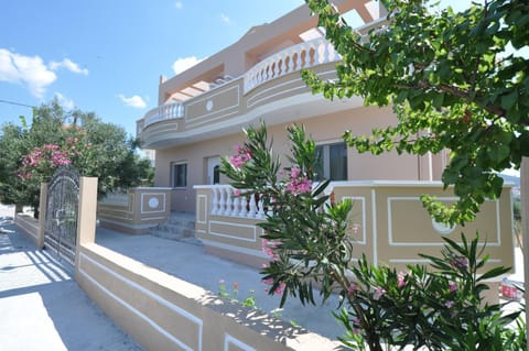 Villa Kaiti Apartamento in Limenaria