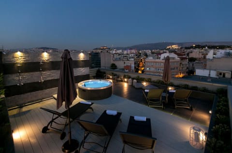 Patio, Hot Tub, View (from property/room), Balcony/Terrace, City view, Landmark view
